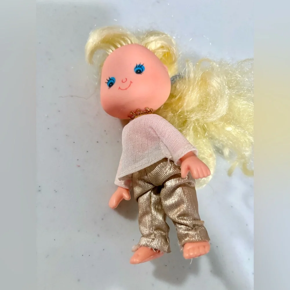 VINTAGE 1980’s 5” DOLL IN ORIGINAL OUTFIT